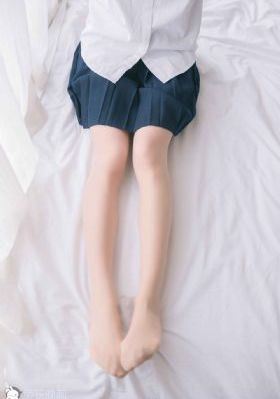 《黏糊糊的你》_手机免费播放动漫