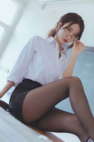 善良的秘书的目的在线观看_蓝光高清在线观看